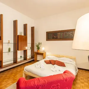 Central Guest House Италия