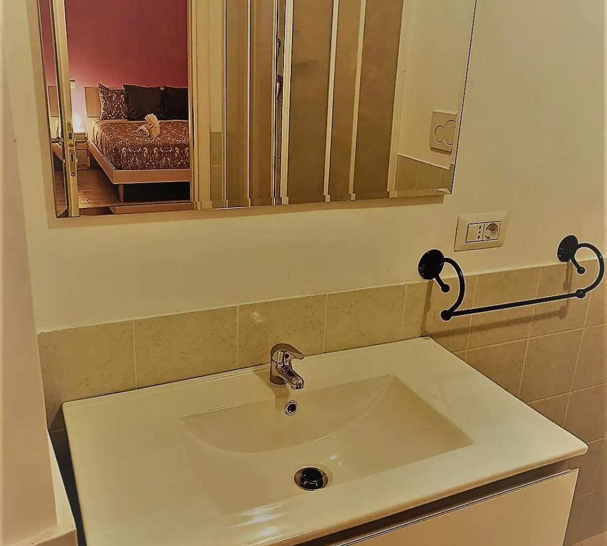 Have A Nice Holiday - Luxury Rooms 로마 B&B