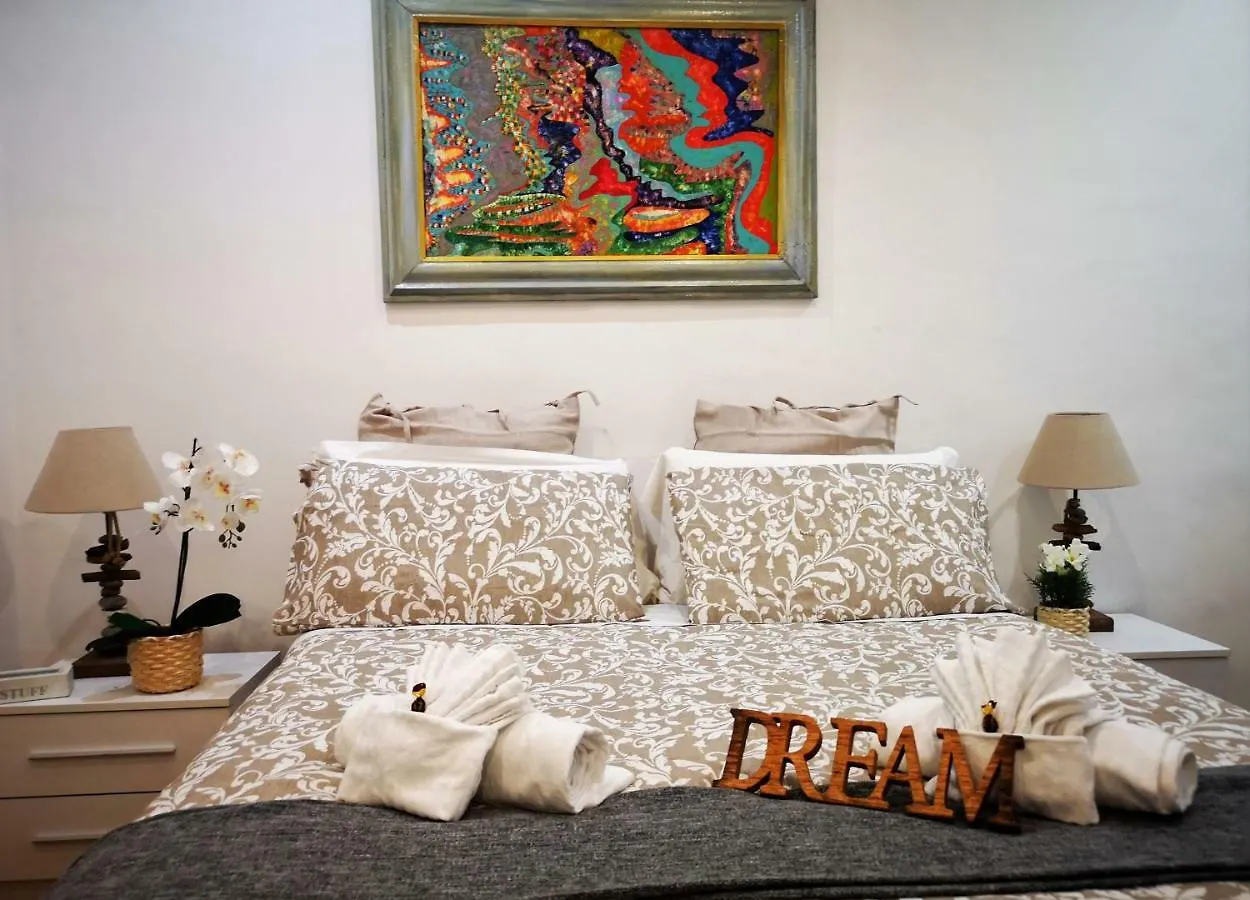 Bed & Breakfast Have A Nice Holiday - Luxury Rooms